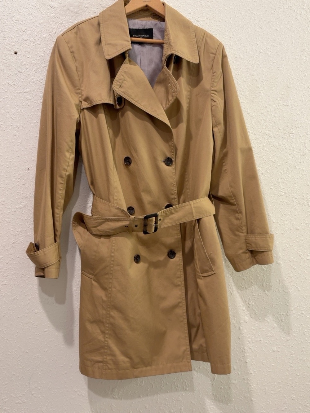 Banana Republic Double-Breasted Tan Trench Coat with Belt